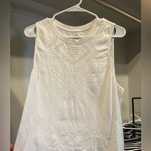 Women’s workout top